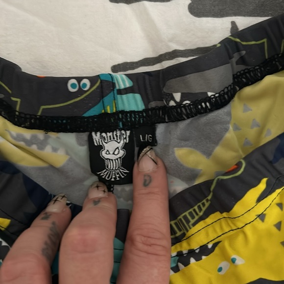 BOGO Monster Muffin booth shorts - Picture 3 of 7